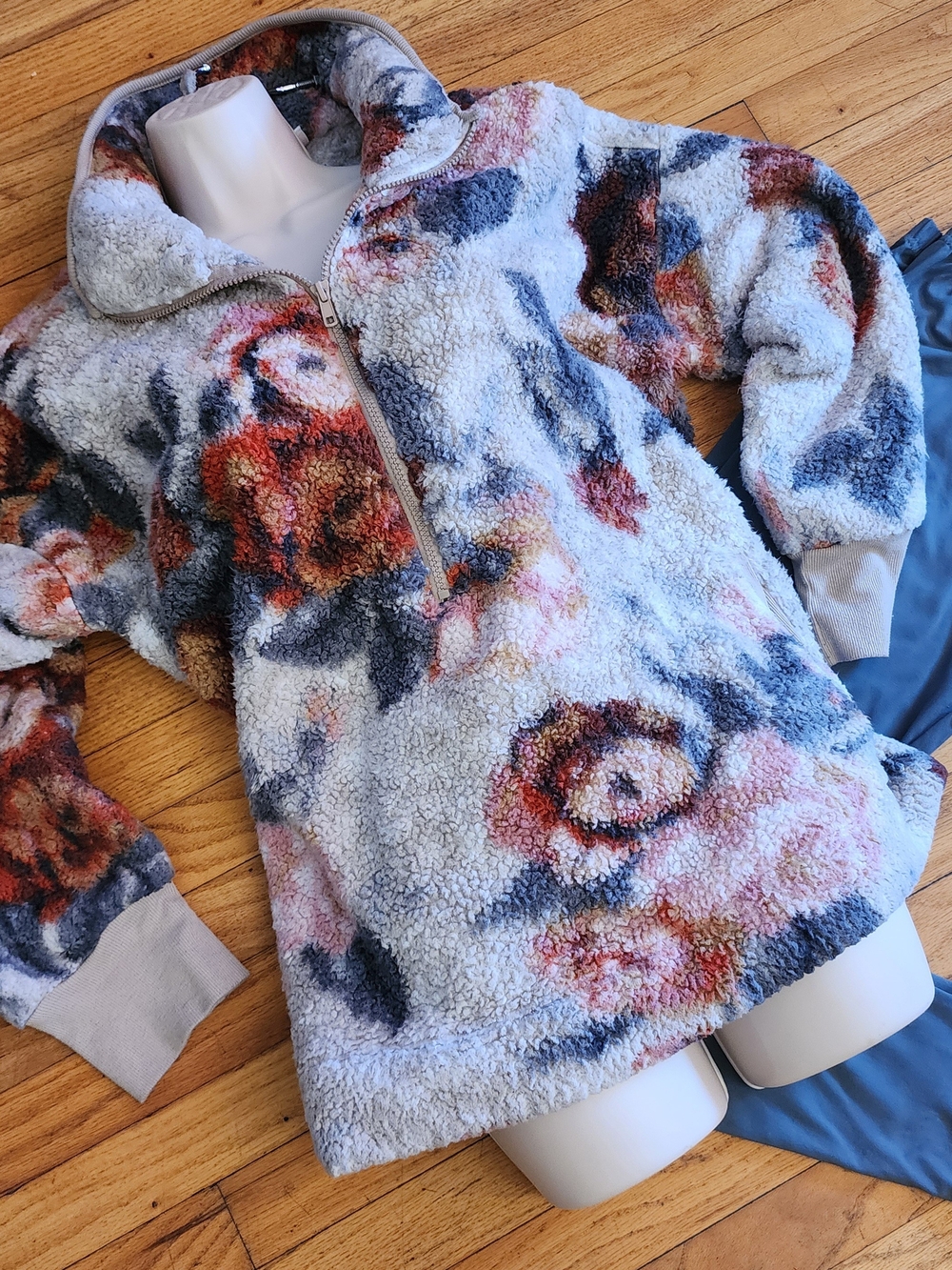 #L6 Womens 2pc Plush Floral Sherpa Pullover - Gray, Pink, Rust And Gray Leggings